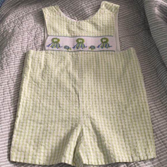 castles and crowns Other - Castles and crowns octopus smocked shortall size 2